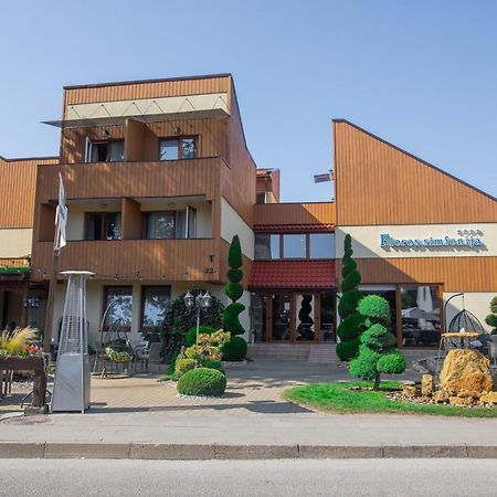 Floros Simfonija Hotel Šventoji Kültér fotó