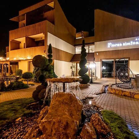 Floros Simfonija Hotel Šventoji Kültér fotó