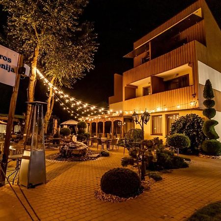 Floros Simfonija Hotel Šventoji Kültér fotó