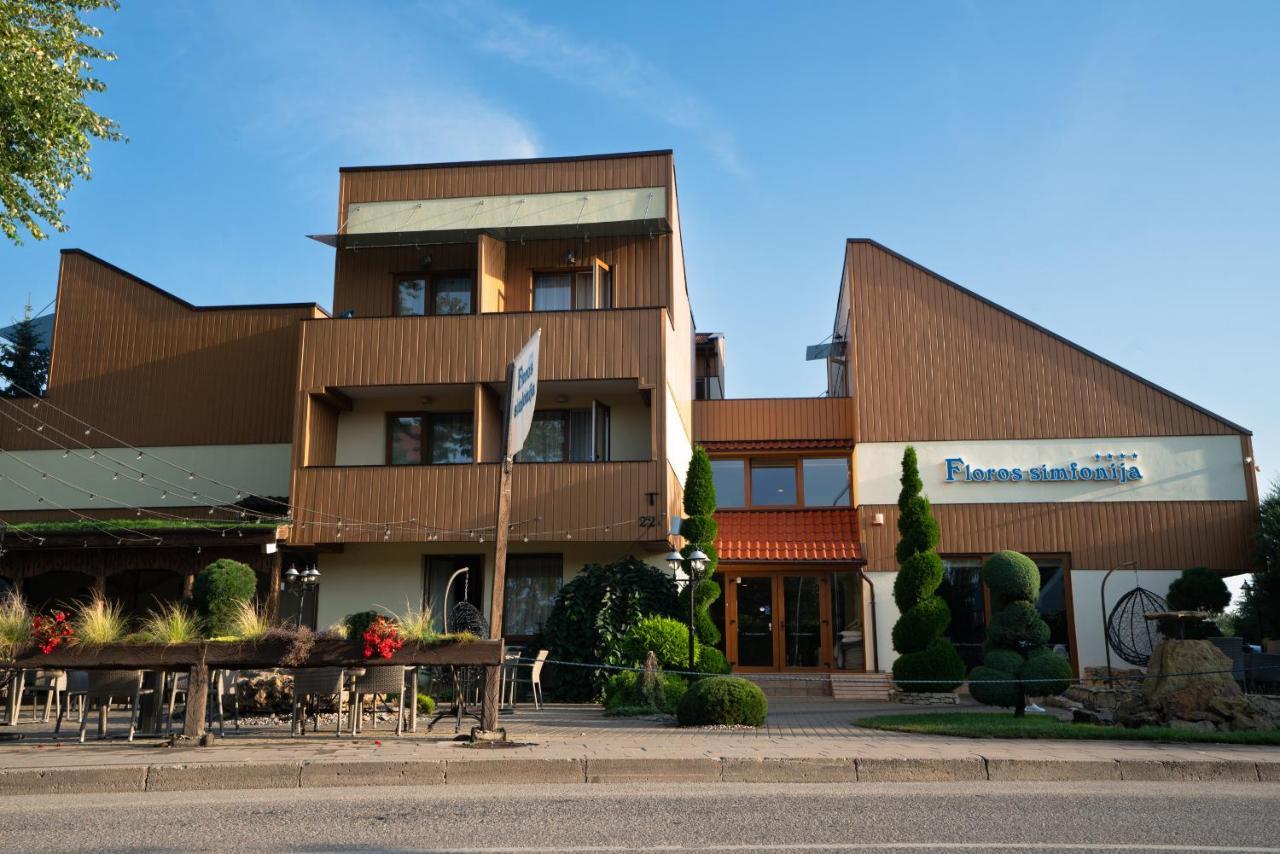 Floros Simfonija Hotel Šventoji Kültér fotó